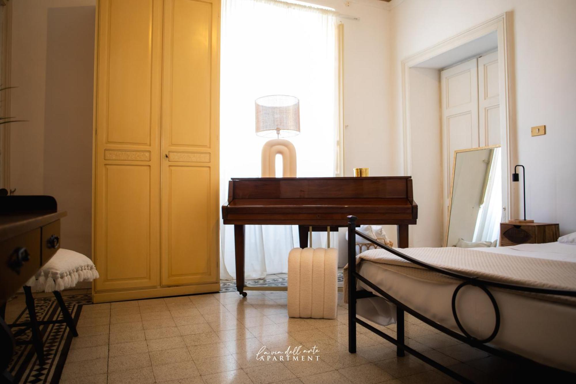 La Via Dell'arte Apartment *